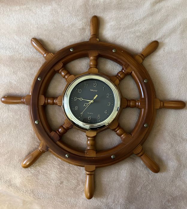 Годинник настінний