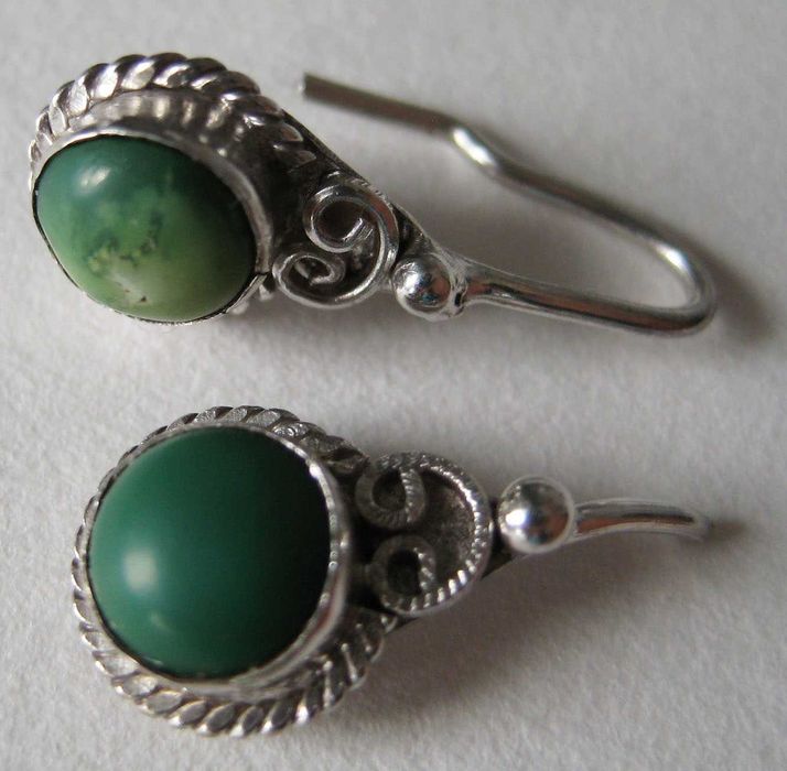 Сережки срібні з зеленою бірюзою Кульчики Монголія Під ремонт