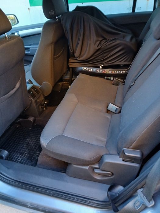 Опель Зафіра 2011