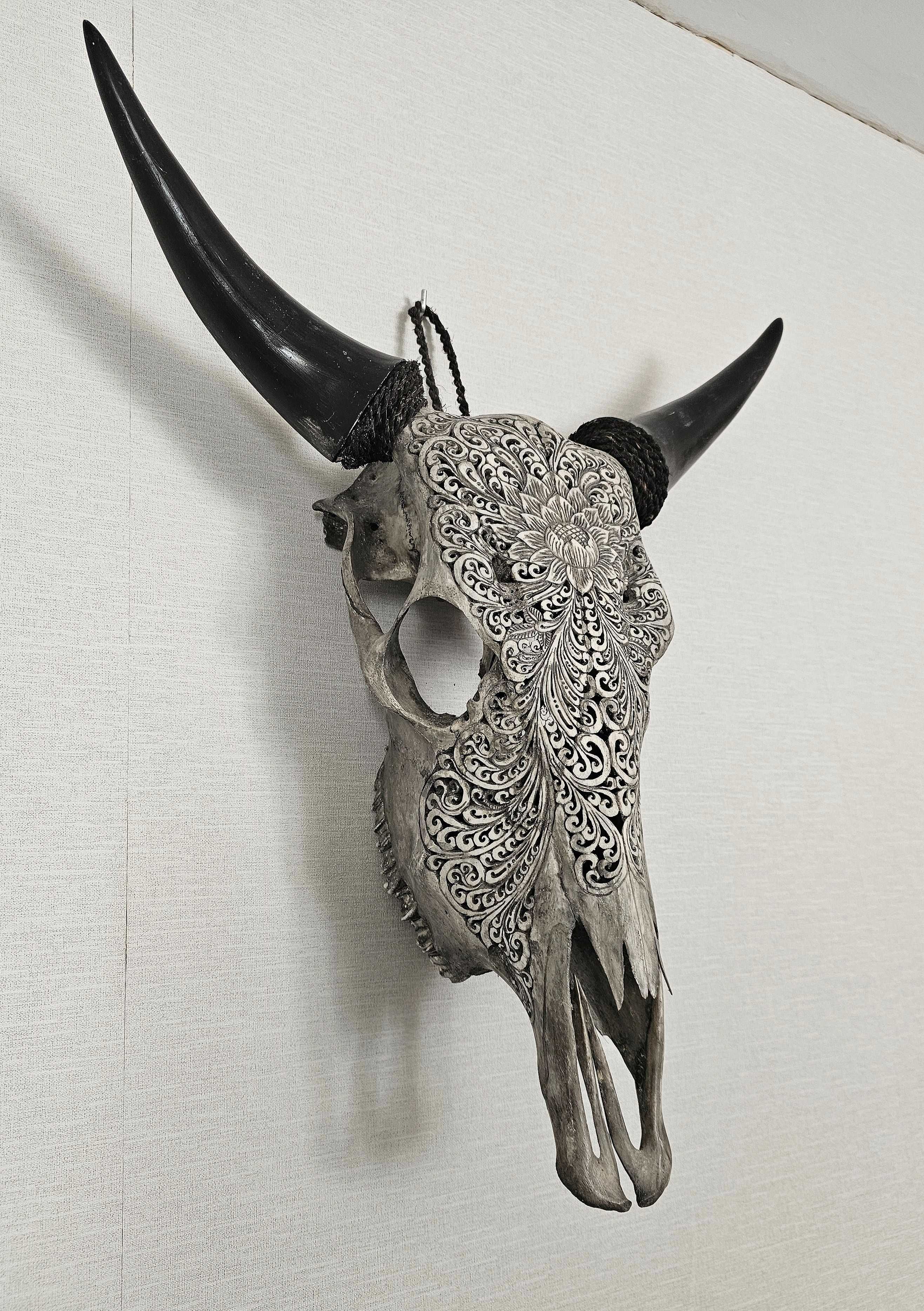 UNIKAT*Rzeźbiona czaszka krowy, rękodzieło, lotos, dekoracja*