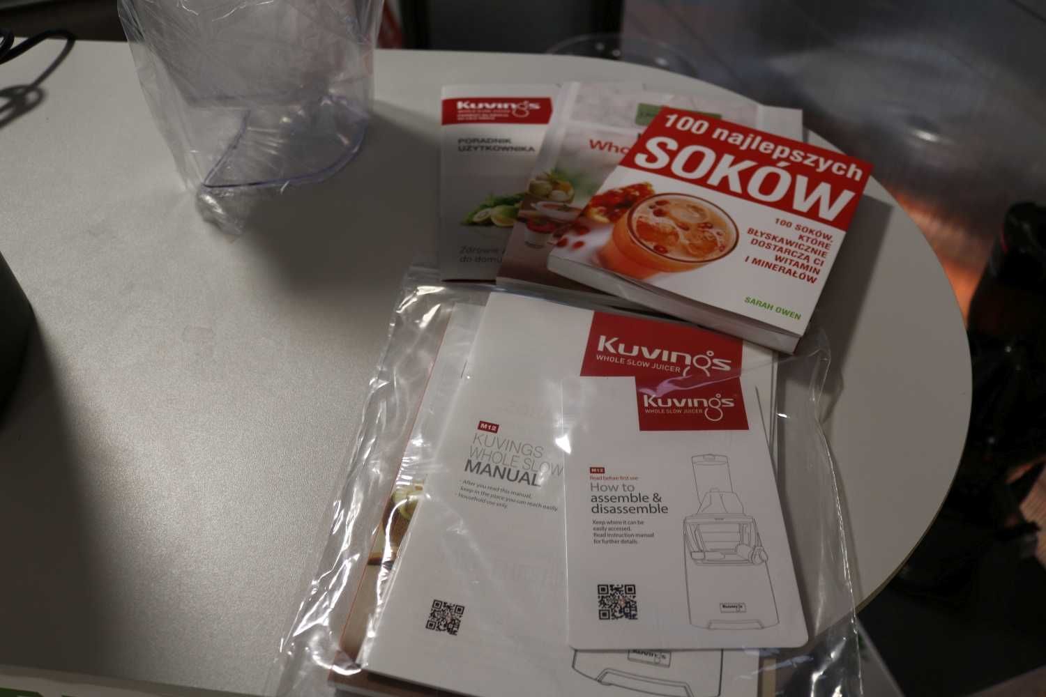 Kuvings Evo820 PLus Biała - wyciskarka wolnoobrotowa powystawowa