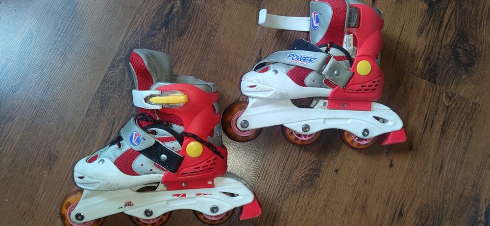 Дитячі  роліки з кольоровою підсвіткою