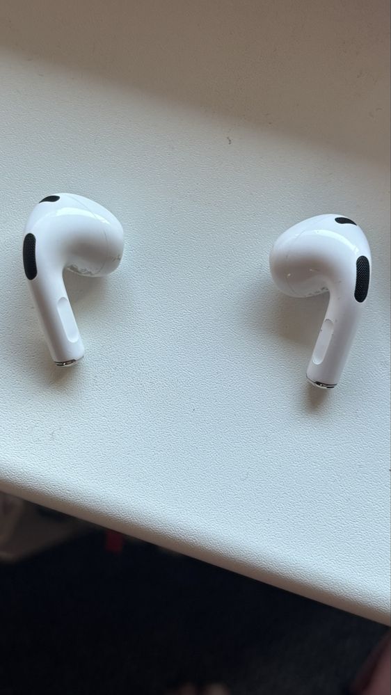 AirPods 3 with MagSafe Charging Case оригинал