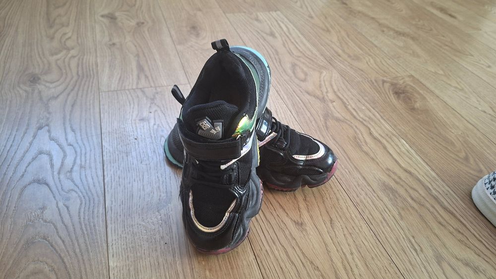 Кросівки чорні 35р.