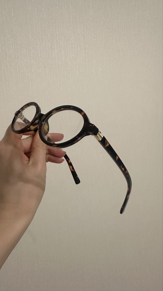 Miu miu окуляри міу міу