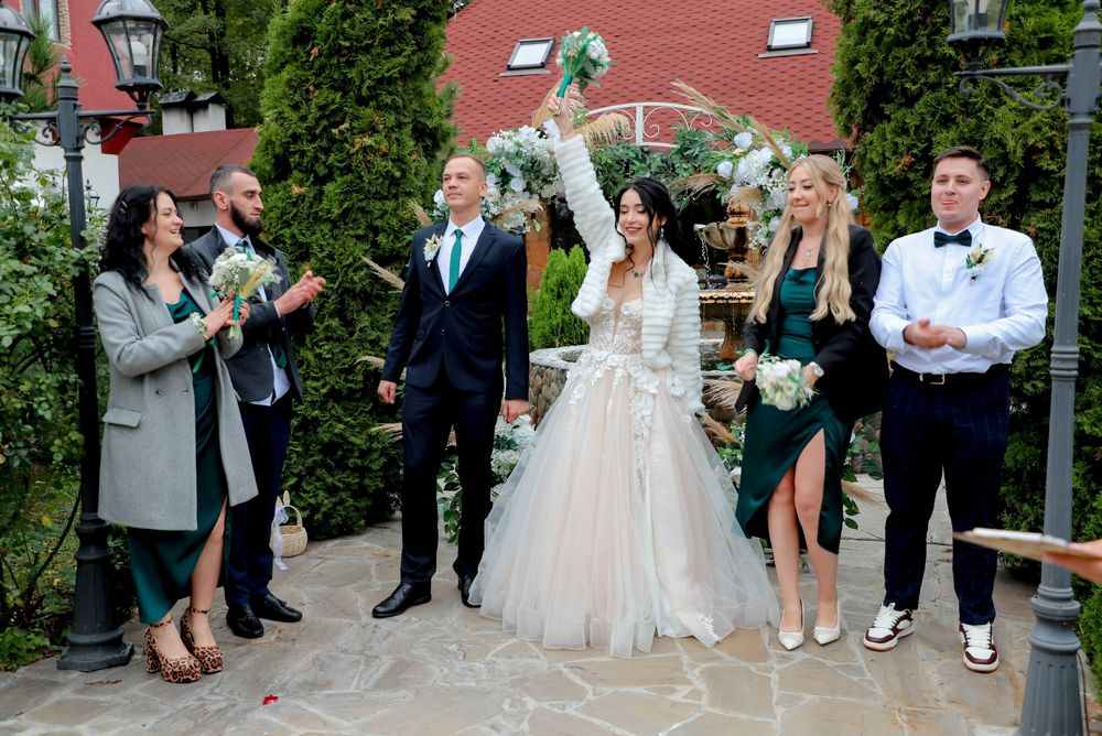 Ведуча, музика, вокал. Весілля, ювілей, випускний, хрещення