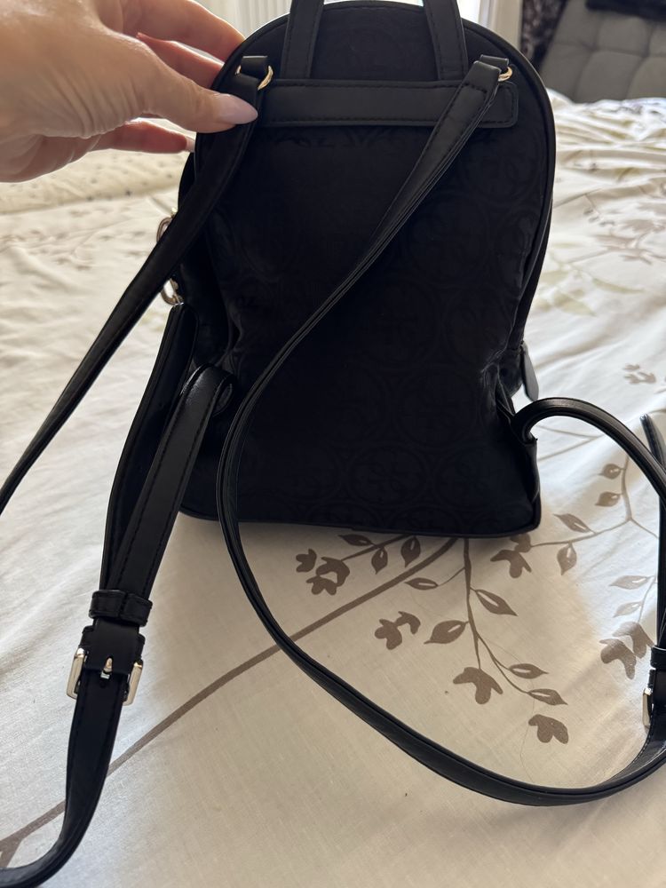 Рюкзак Guess 1981