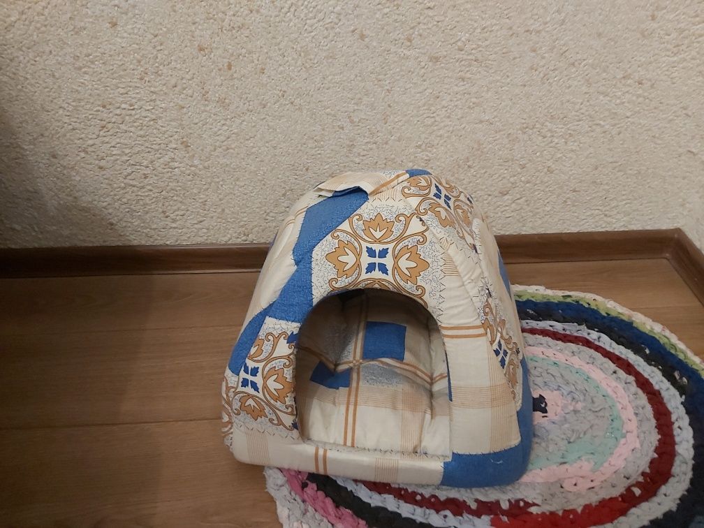 Продам хатку для котика