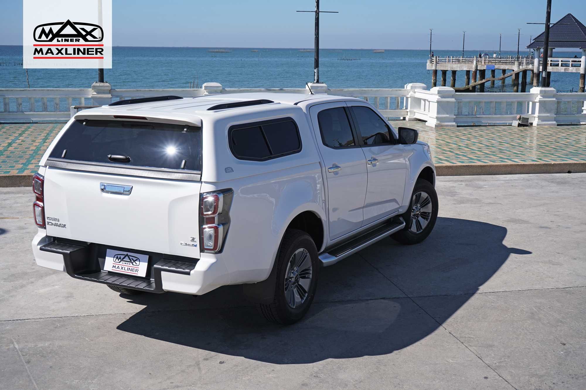 Zabudowa Isuzu D-Max Premium HARDTOP na pakę Szyby 2020+