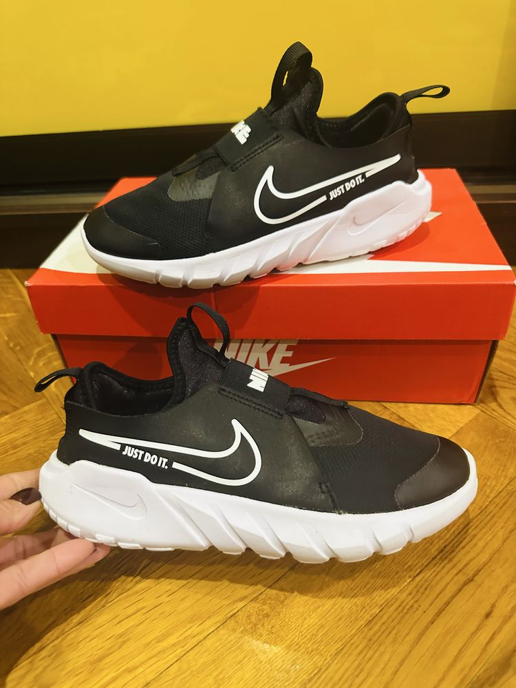 Кроссовки Nike Flex Runeer Размер 36,5