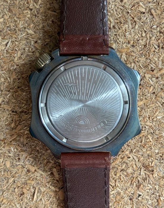 Часы механические не на ходу. Генеральские. Marc Ecko