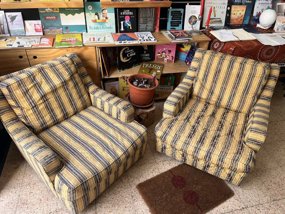 2 poltronas/maiples