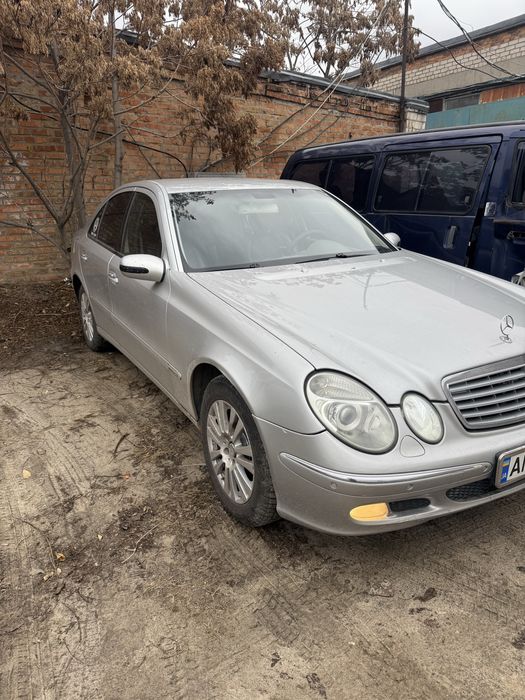 Продам 211 3,2 бензин