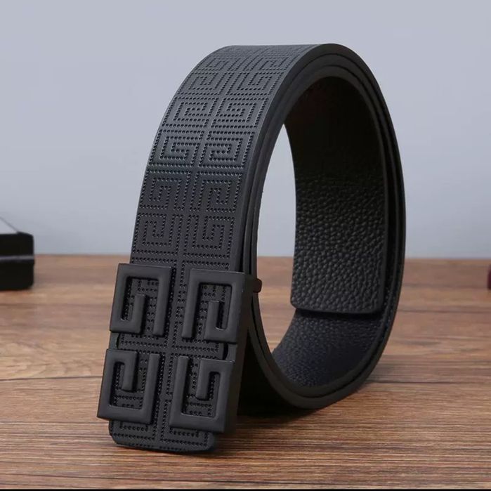 Ремень Givenchy monogram как у CODE10