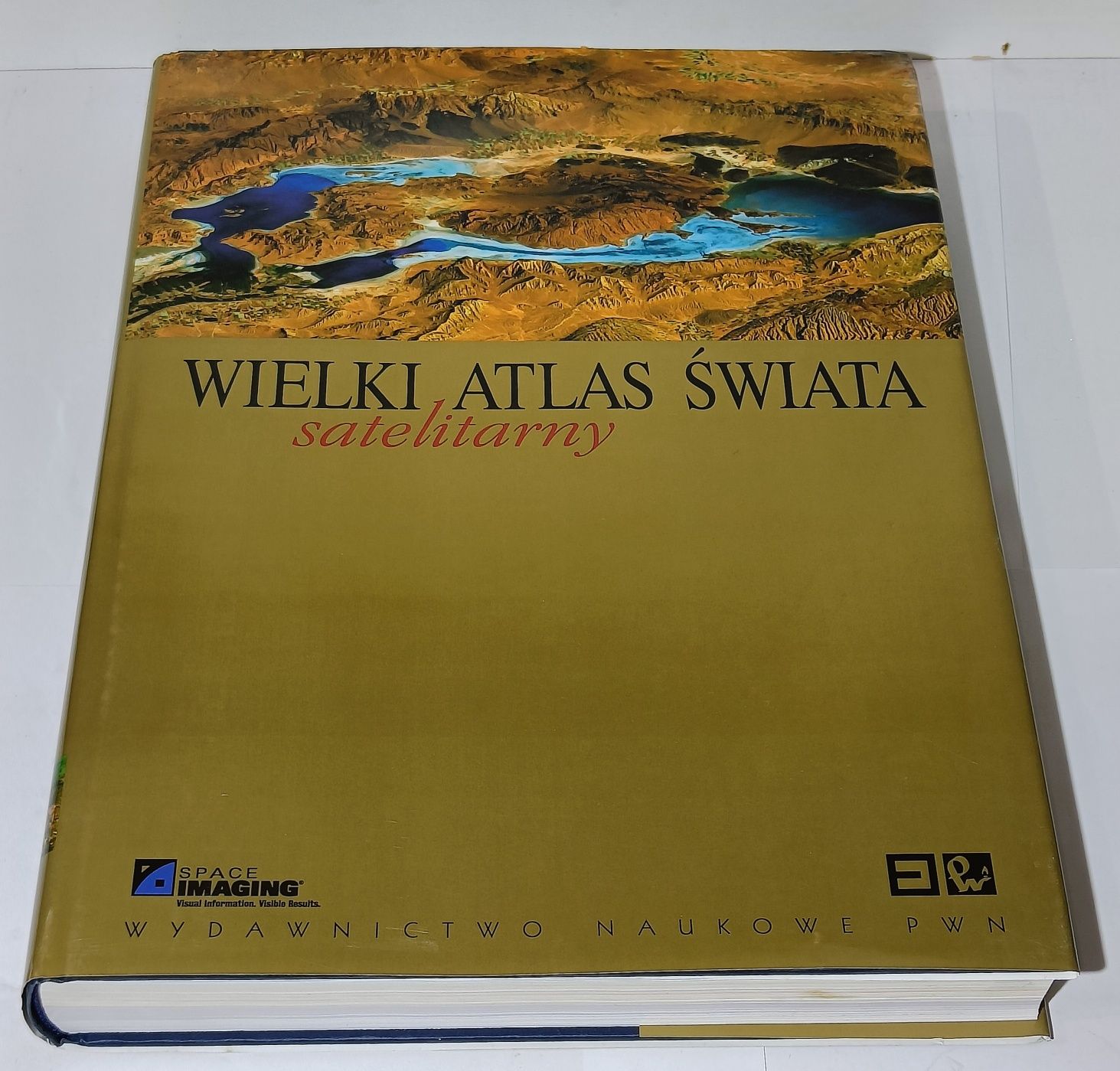 Wielki Atlas Świata Satelitarny