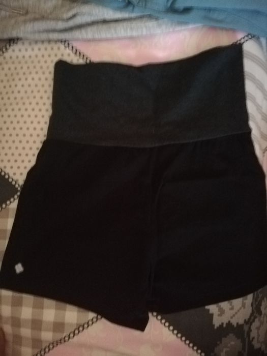 Calções de grávida com faixa para barriga