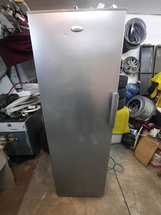 Морозильна камера Wirpool Wr256845