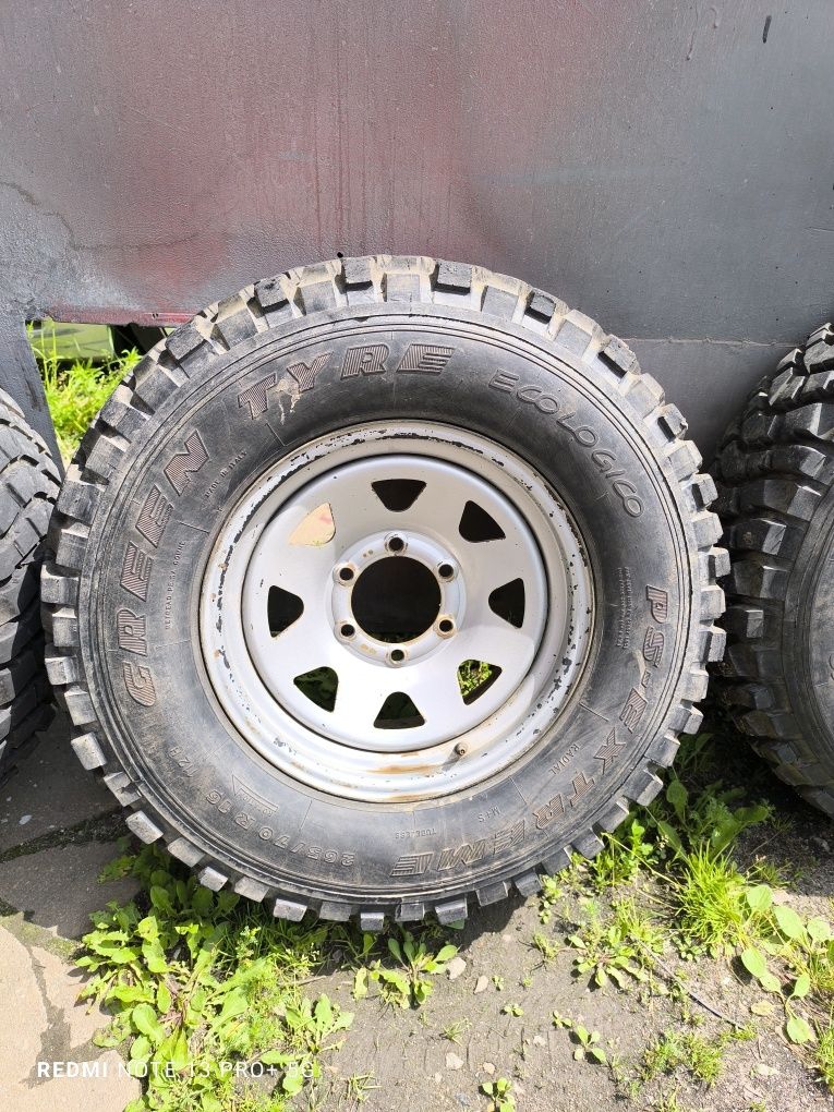 Koła 6x139,7 z oponami MT 265/70/16 na gwarancji.
