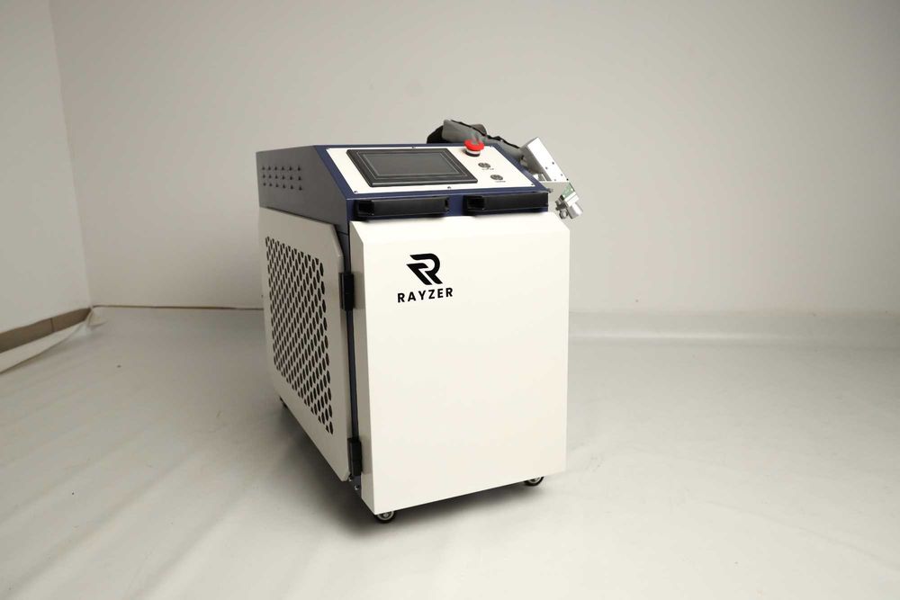 Od ręki Spawarka Laserowa Oczyszczarka Laserowa 2000W Rayzer Brutto