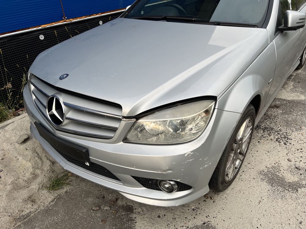 Mercedes w204 Przód Kompletny Europa Srebrny amg  maska zderzak