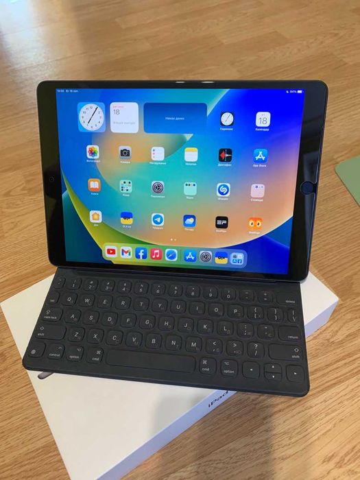 Apple Smart Keyboard A1772, Клавіатура для iPad (укр)