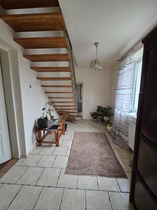 Особняк Городок в.Мазепи знаходиться в гарному з багатою зеленню місці