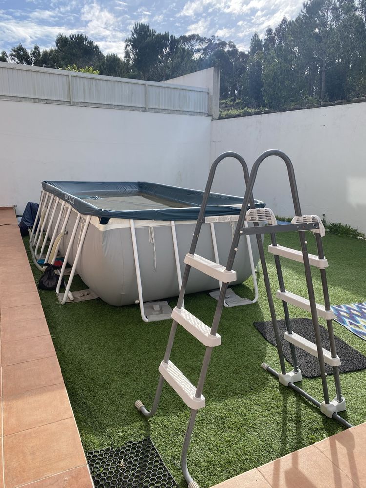 Piscina Intex 4X2M como nova