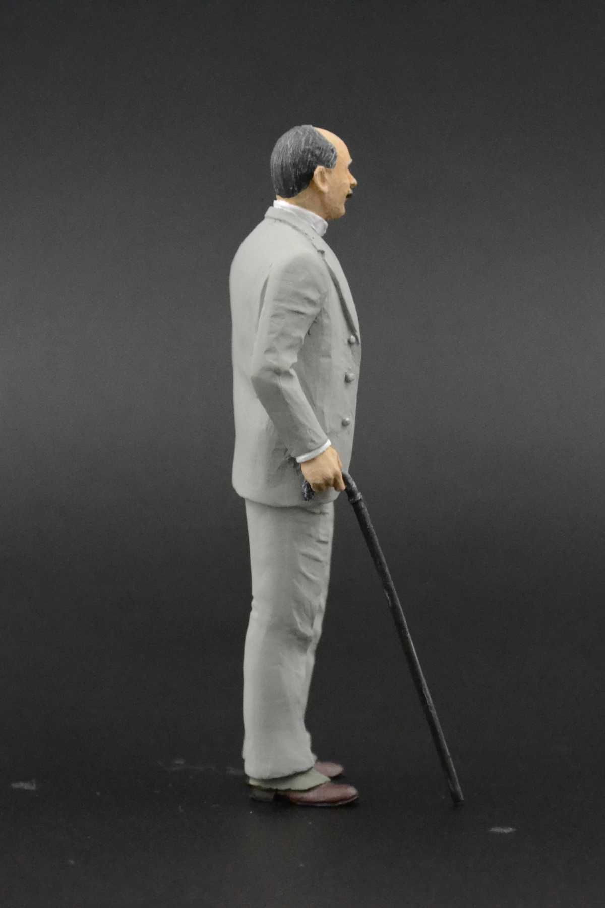 Nicola Romeo Figurka 1:18 CMC Alfa 8C 2900B Speciale Touring 1938