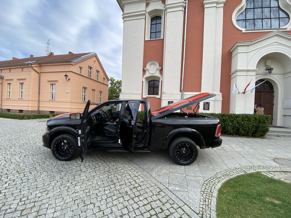 Dodge Ram 5.7hemi 2016 r 120 przebieg