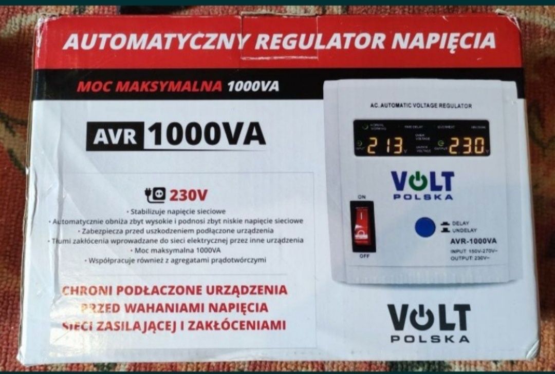 Стабилизатор напряжения Volt Polska AVR 1000 VA белый