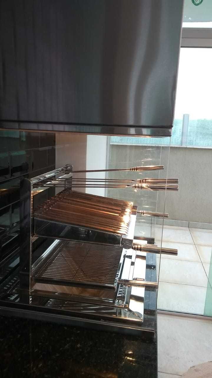 Grelhador e Grill em aço inox