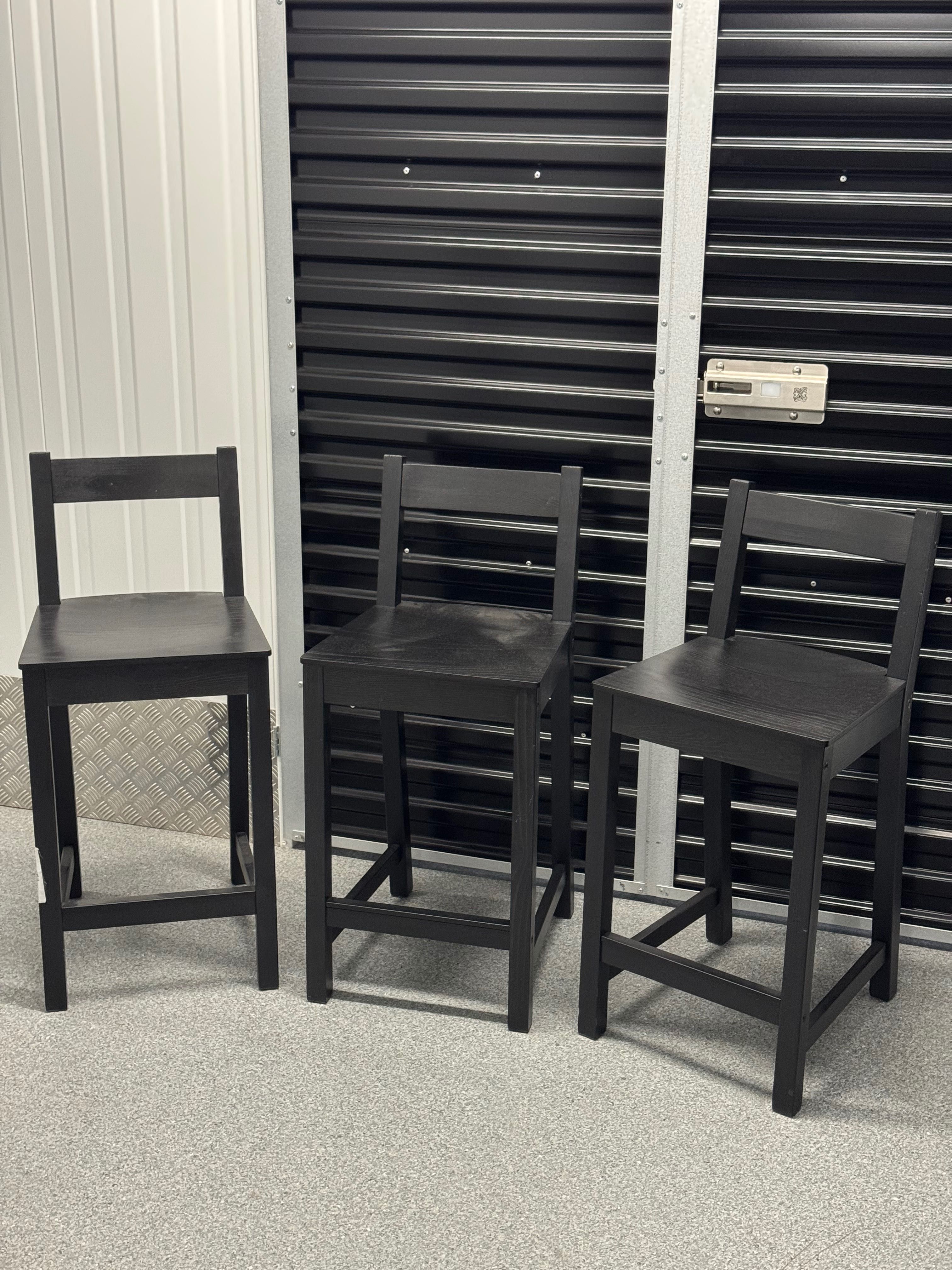 Cadeiras altas IKEA para balcão baixo/ilha de cozinha