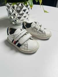 Buty chłopięce Tommy Hilfiger 20