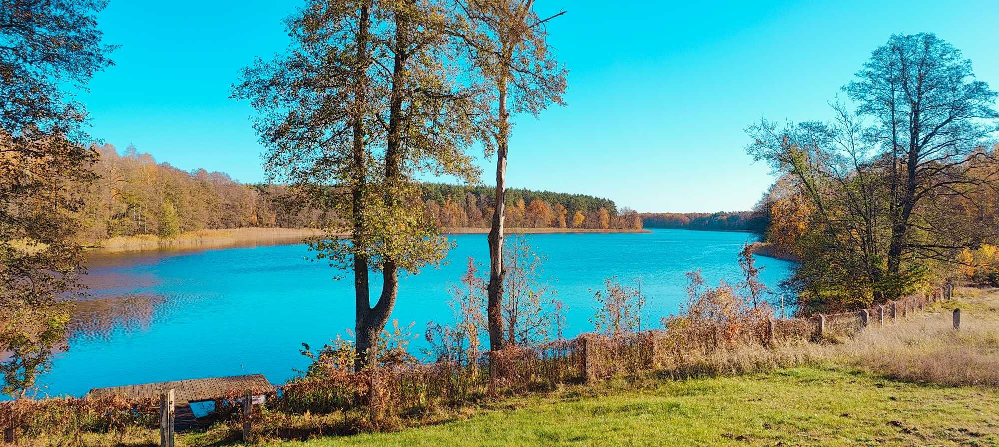 domek  nad jeziorem z jacuzzi  z dala od sąsiadów