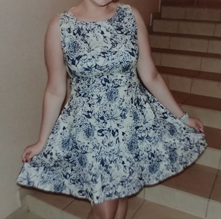 Sukienka na wesele chrzciny komunie  rozm 42