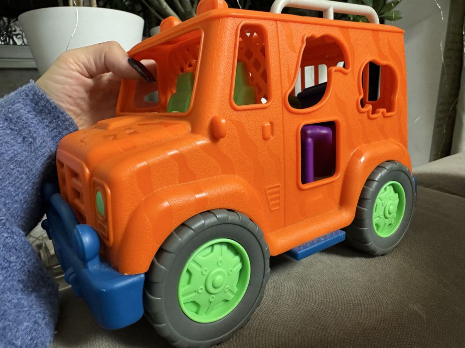 Розвиваючий дитячий сортер - машина - Вантажівка Сафарі