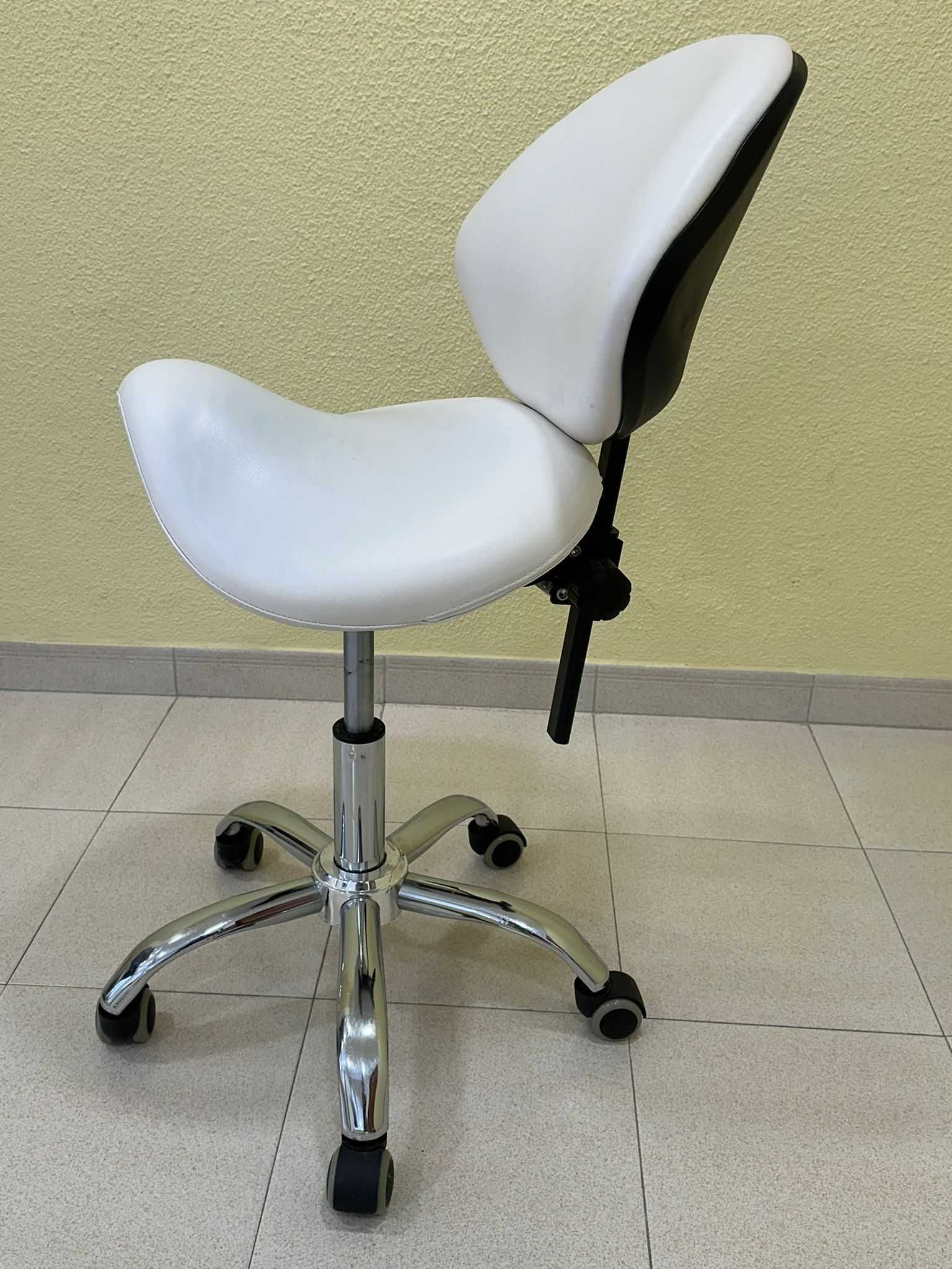 Cadeiras de Estética (Pouco Uso)