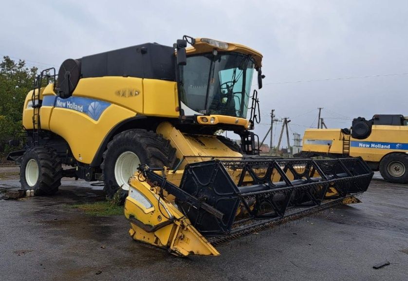 Комбайн НЬЮ ХОЛЛАНД, NEW HOLLAND СХ8080, Наробіток 5500 м/т, 2008 р,в
