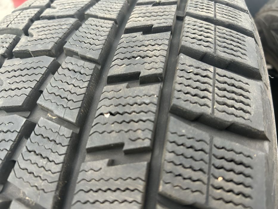 Opony  Zimowe Premium Dunlop 225/55/17 Idealne 8/10mm