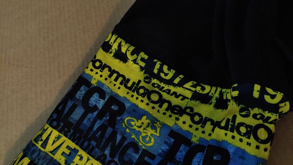 Giant kominiarka  z kapturem rowerowy nowy L