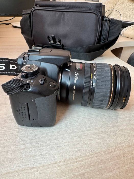 Продам фотоаппарат Canon EOS400D DS126151