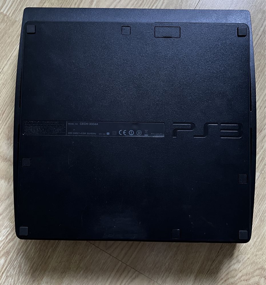 Sony PS3 Slim 160GB PlayStation 3 Pad zestaw