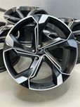 Оригінальні диски Audi Q7, SQ7, Q8, E-tronS 5x112 R22. 4KE601025D