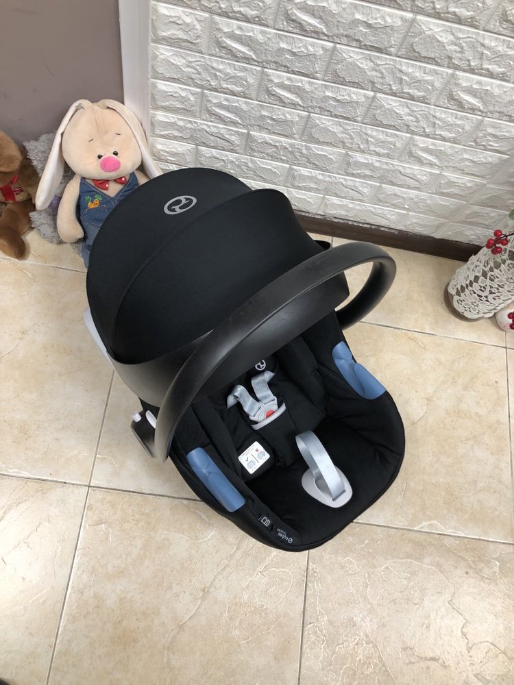 Автокрісло Cybex Aton B I-Size Група 0+/1 (0-13 кг)