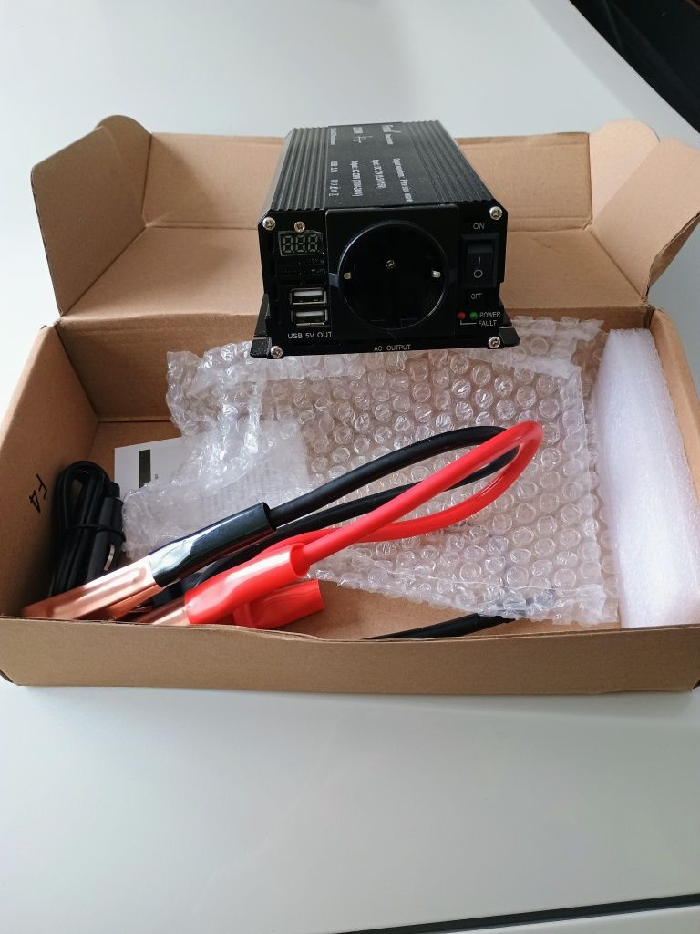 Інвертор Foval 1100w/2200w 12-220v pure sine чистий синус, перетворюва