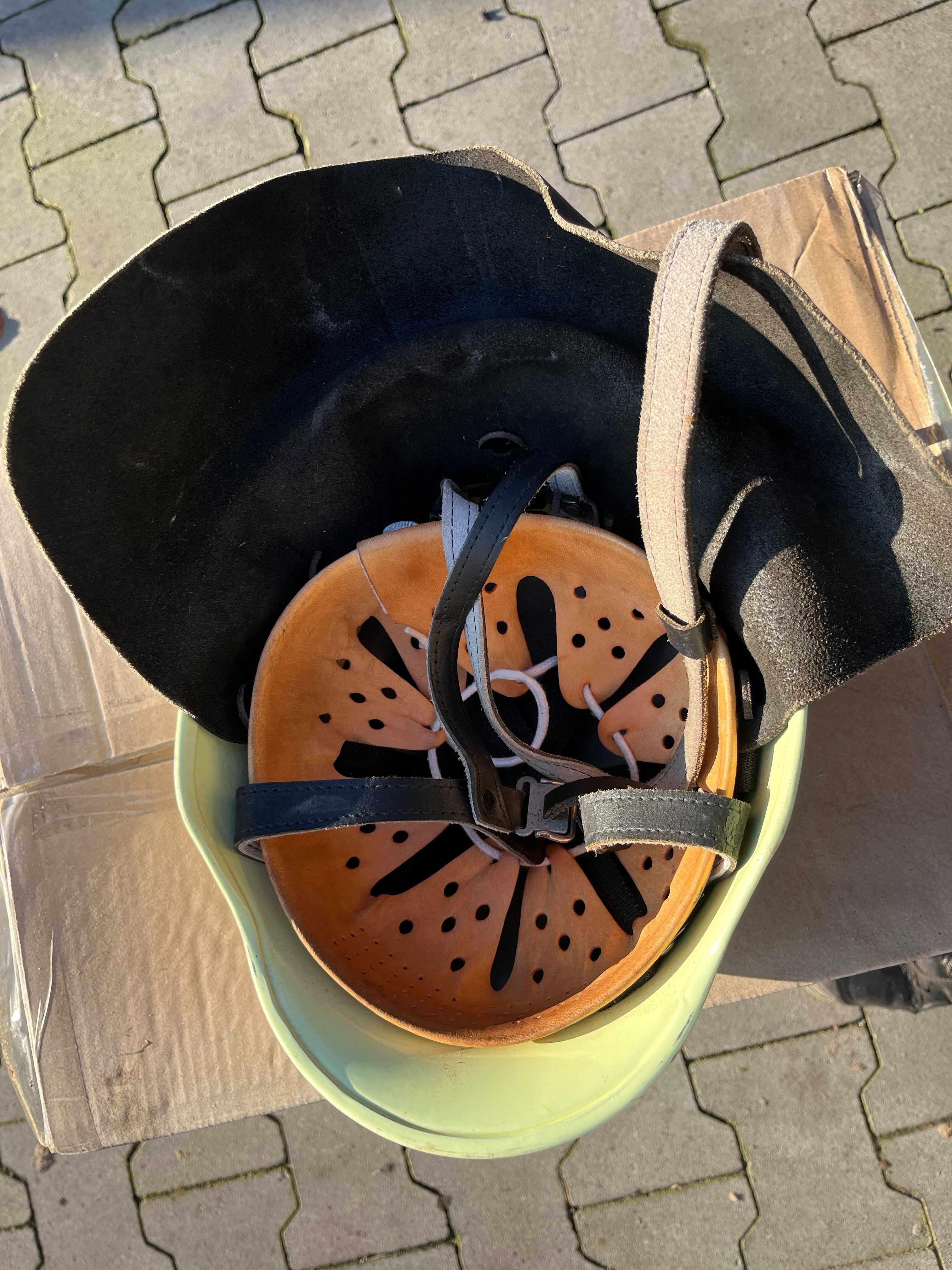 niemiecki hełm kask strażacki