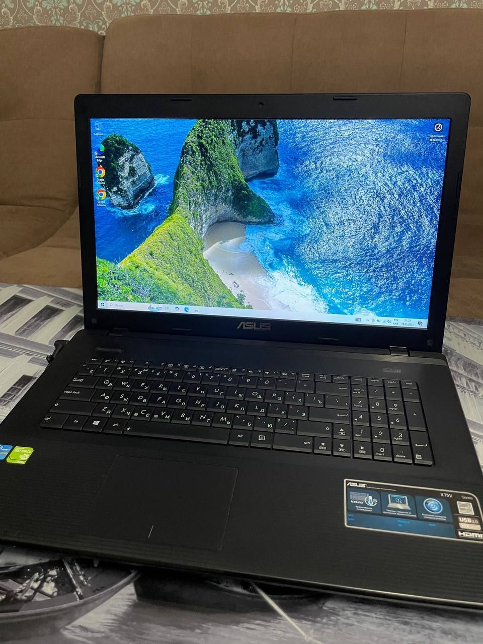 Ноутбук Asus / 17.3" / Intel Core i3-3120M / 6 GB DDR3 / 500 GB HDD