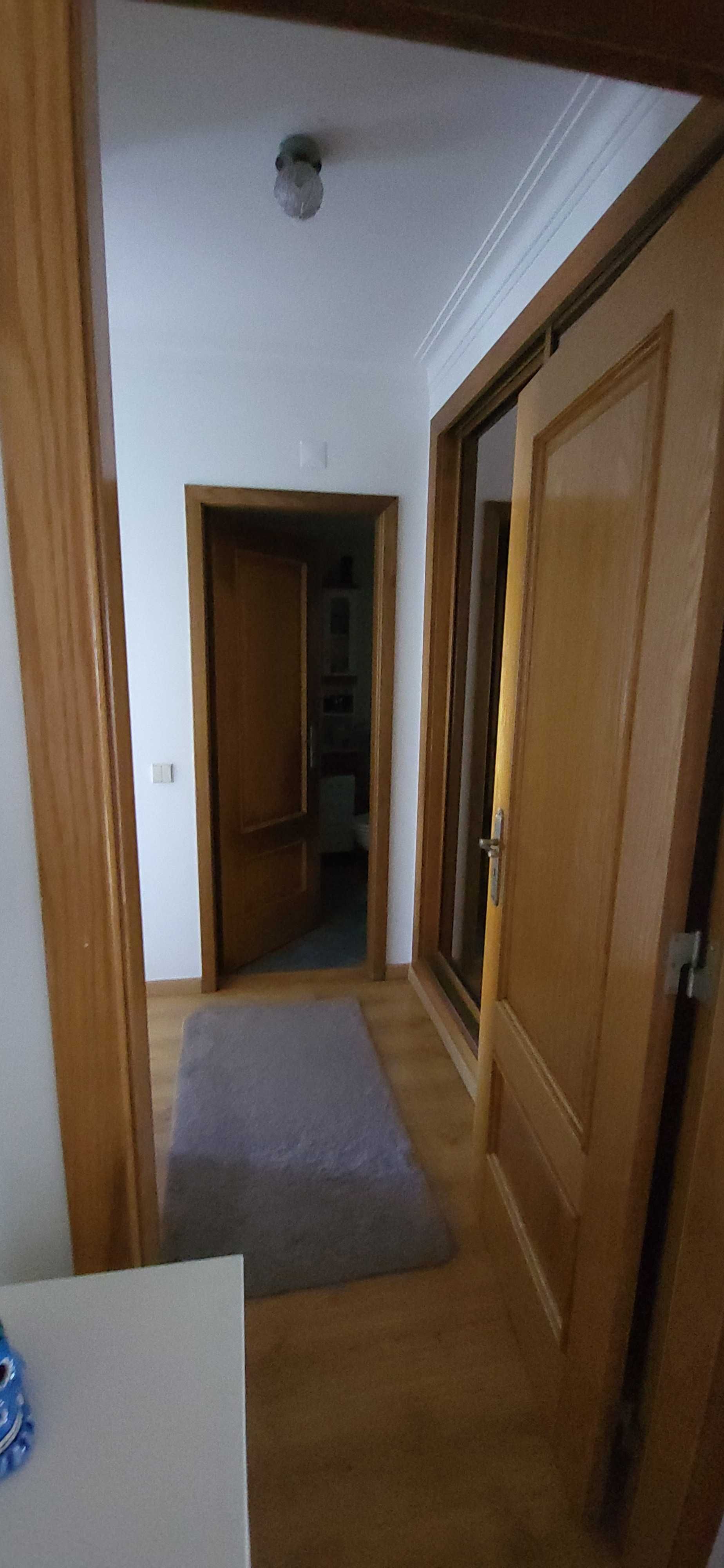 Apartamento T3 MOBILADO