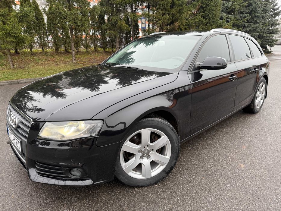 Ауді А4 Універсал