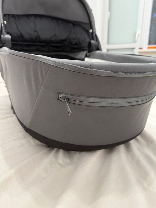 Gondola Cybex Priam Simply Flowers Grey 4,0